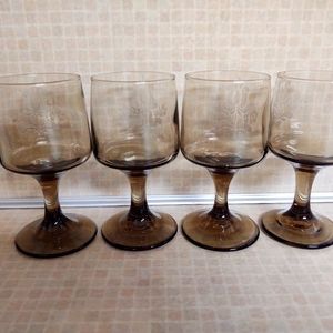 VINTAGE Pfaltzgraff Stem Wine Glasses Etched VILLAGE Tawny Brown 4 Piece Set.